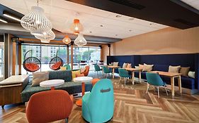 Tru By Hilton Louisville Airport